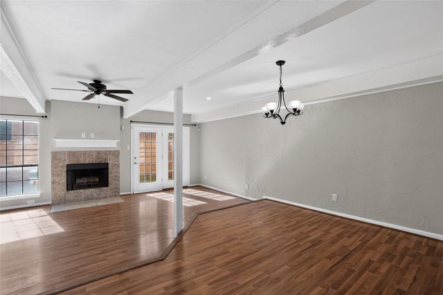 2606 Encina 2, Irving, TX 75038