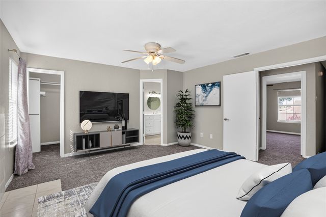 2606 Encina 2, Irving, TX 75038