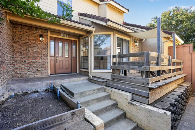 2606 Encina 2, Irving, TX 75038