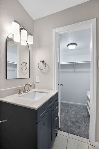 2606 Encina 2, Irving, TX 75038