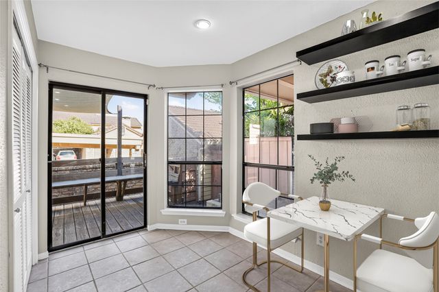 2606 Encina 2, Irving, TX 75038