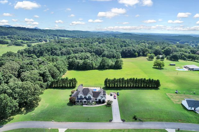 150 Hunters Way, Benton, TN 37307