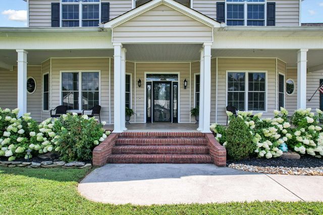 150 Hunters Way, Benton, TN 37307