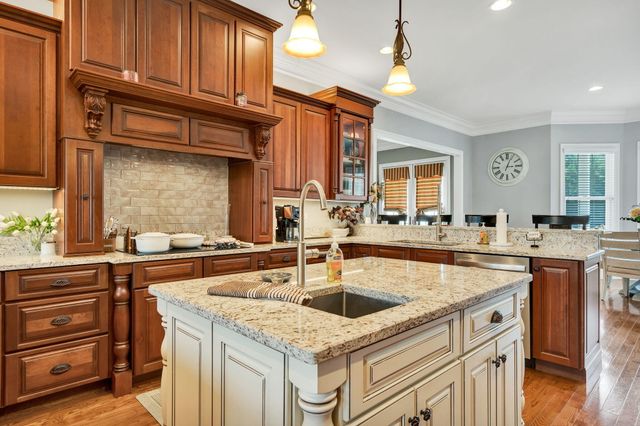 150 Hunters Way, Benton, TN 37307