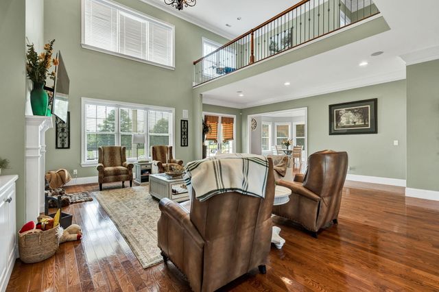 150 Hunters Way, Benton, TN 37307