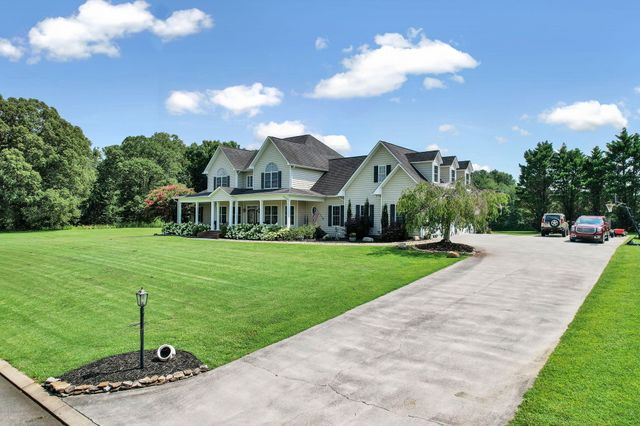150 Hunters Way, Benton, TN 37307