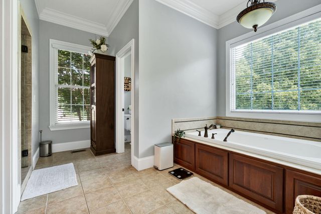 150 Hunters Way, Benton, TN 37307