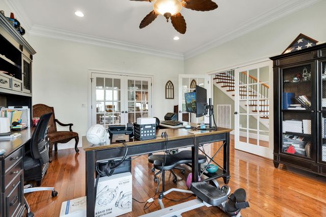150 Hunters Way, Benton, TN 37307