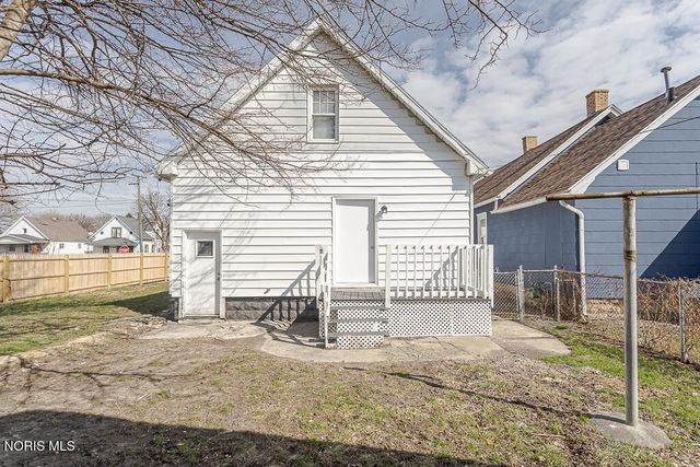 3223 Maple Street, Toledo, OH 43608