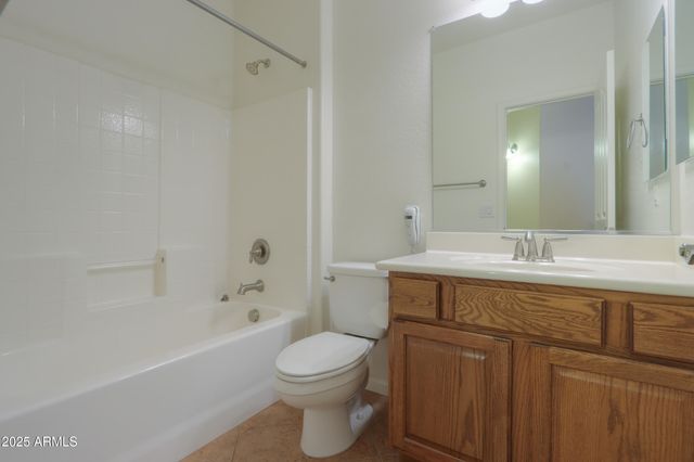 1582 E MANOR Drive, Casa Grande, AZ 85122