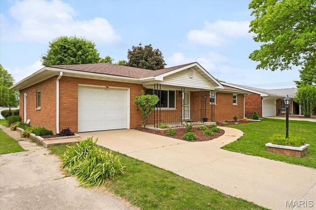 13 Joseph Drive, Fairview Heights, IL 62208