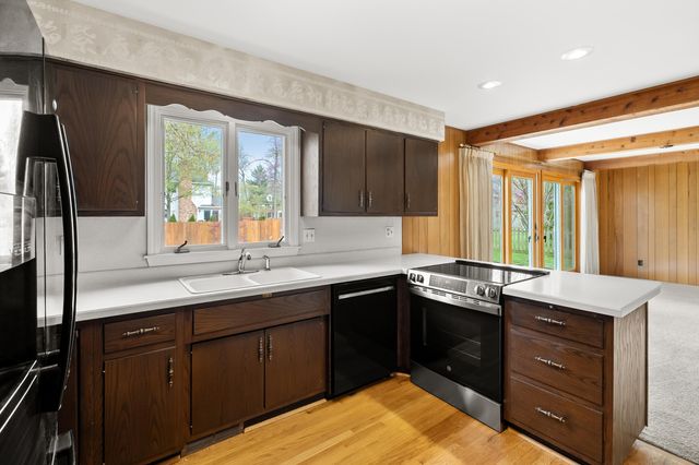 6428 Applewood Street, Portage, MI 49024