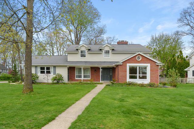 6428 Applewood Street, Portage, MI 49024