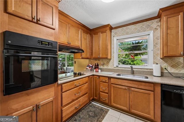 1292 Stoneybrook Drive, Tucker, GA 30084