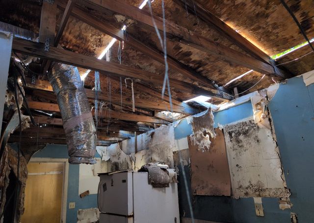 1620 SE Apache Avenue, Stuart, FL 34994