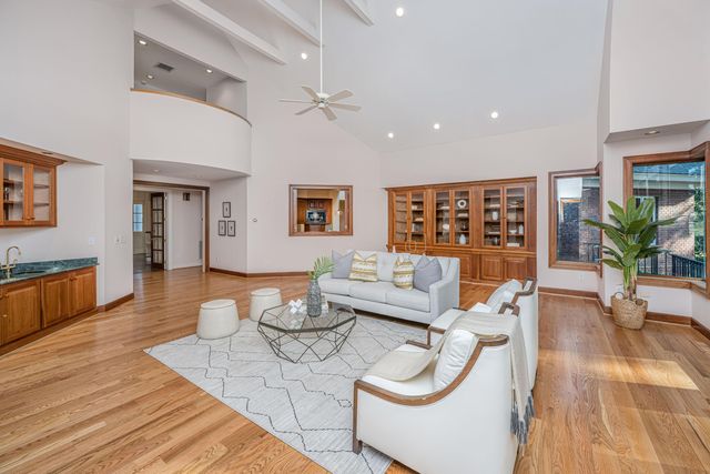 235 Country Club Lane, Charleston, SC 29412