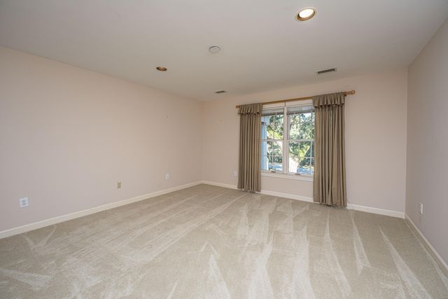 235 Country Club Lane, Charleston, SC 29412