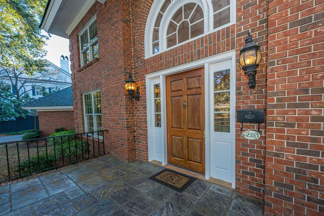 235 Country Club Lane, Charleston, SC 29412