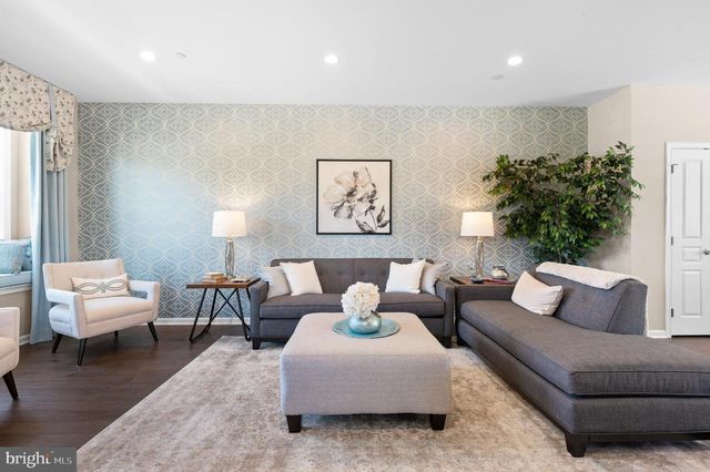 300 EAST SAWYER COURT, Royersford, PA 19468