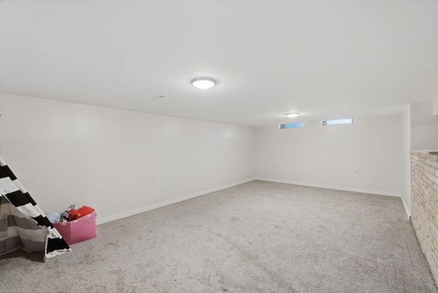 1638 N Meridian Ave, Wichita, KS 67203