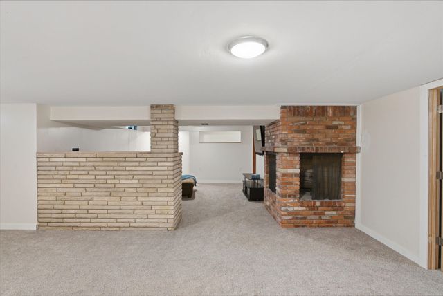 1638 N Meridian Ave, Wichita, KS 67203