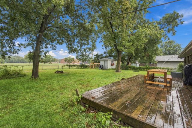 1638 N Meridian Ave, Wichita, KS 67203