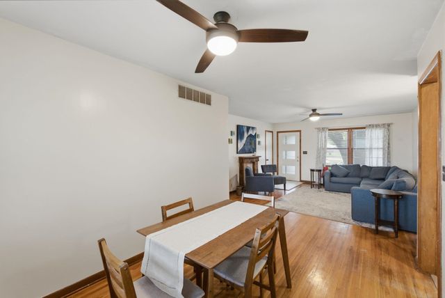 1638 N Meridian Ave, Wichita, KS 67203