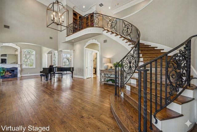 370 Oakwood Trail, Fairview, TX 75069