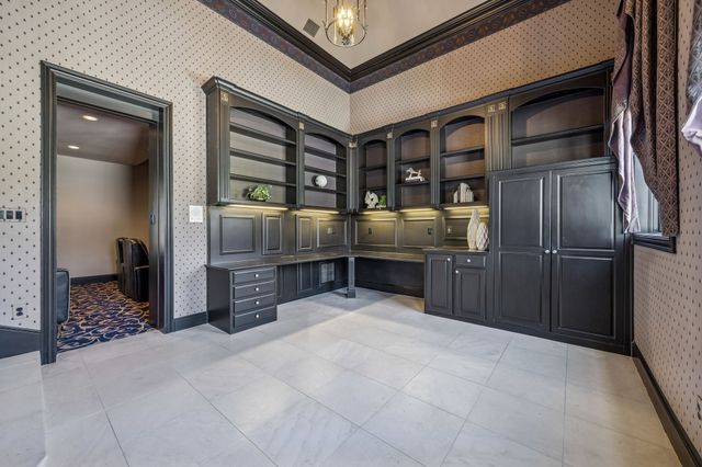 370 Oakwood Trail, Fairview, TX 75069