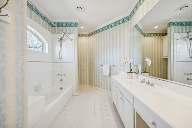 370 Oakwood Trail, Fairview, TX 75069