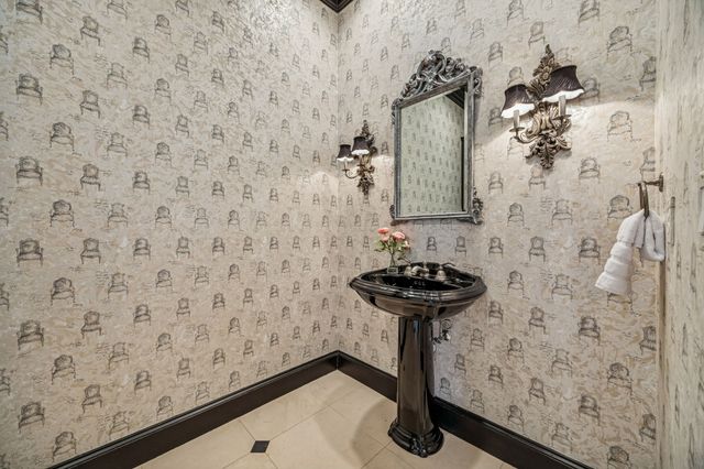 370 Oakwood Trail, Fairview, TX 75069