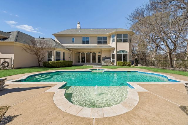 370 Oakwood Trail, Fairview, TX 75069