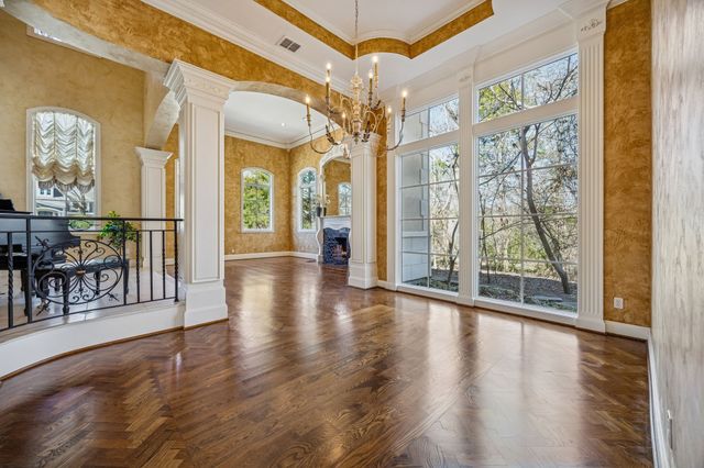 370 Oakwood Trail, Fairview, TX 75069