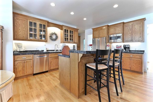 511 Surrey Ln, Murphys, CA 95247