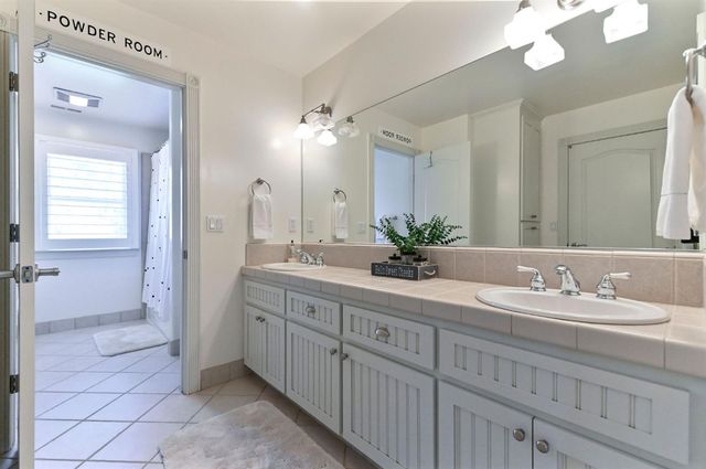 511 Surrey Ln, Murphys, CA 95247