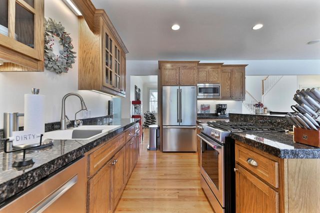 511 Surrey Ln, Murphys, CA 95247