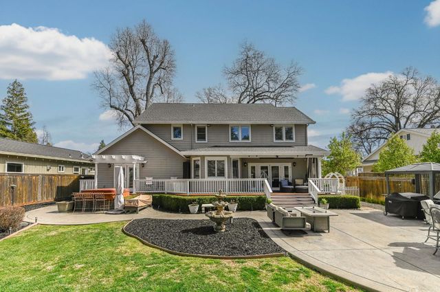 511 Surrey Ln, Murphys, CA 95247