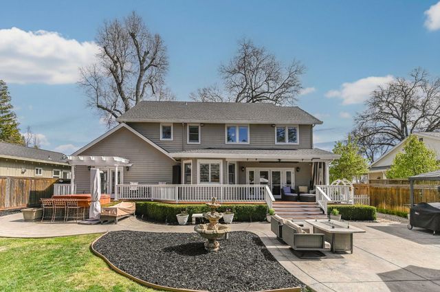 511 Surrey Ln, Murphys, CA 95247