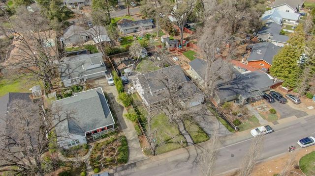 511 Surrey Ln, Murphys, CA 95247