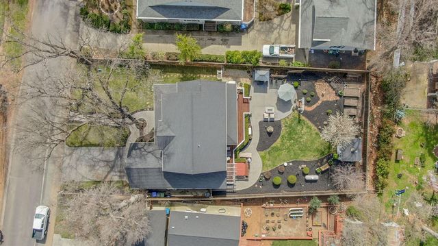 511 Surrey Ln, Murphys, CA 95247