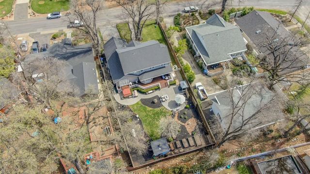 511 Surrey Ln, Murphys, CA 95247