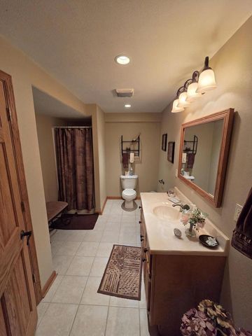 W193S6794 Hillendale DRIVE, Muskego, WI 53150