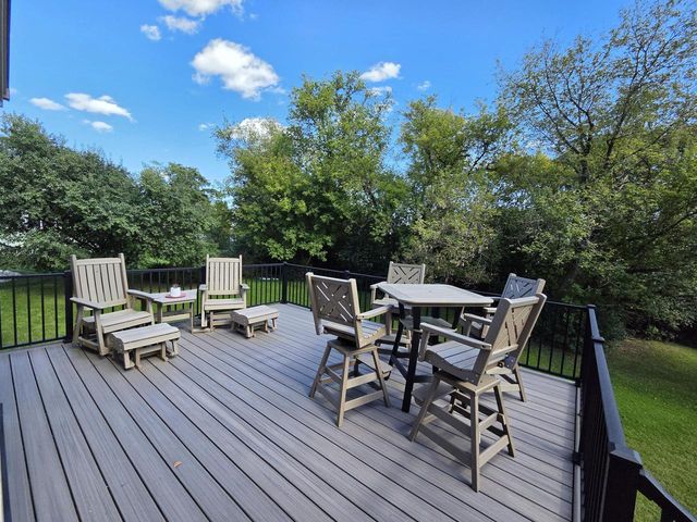 W193S6794 Hillendale DRIVE, Muskego, WI 53150