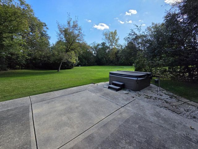 W193S6794 Hillendale DRIVE, Muskego, WI 53150