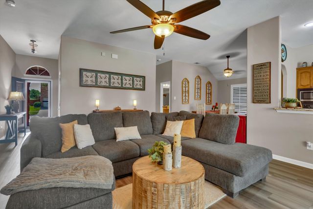 3019 Churchill Downs, Irving, TX 75060