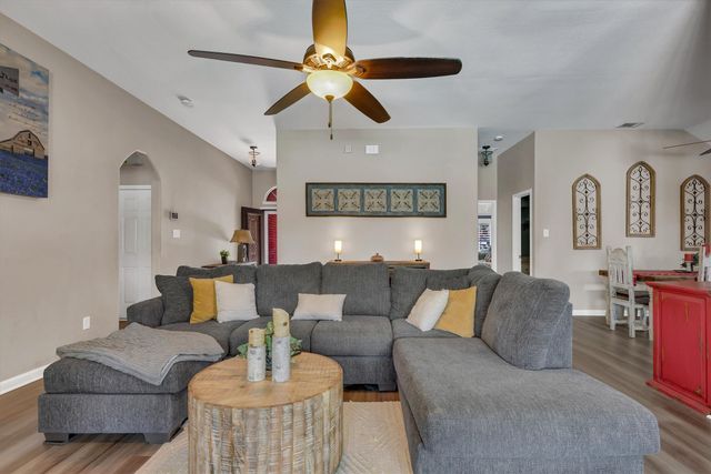 3019 Churchill Downs, Irving, TX 75060