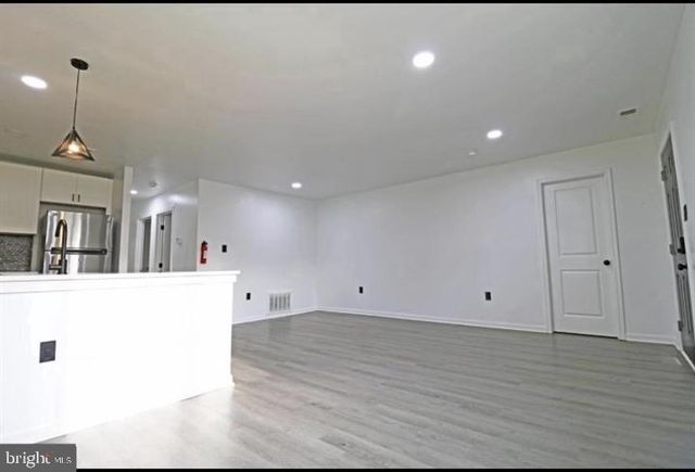 511 CORINTHIAN AVE, Essington, PA 19029