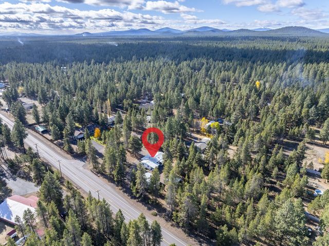 15990 Falcon Lane, La Pine, OR 97739