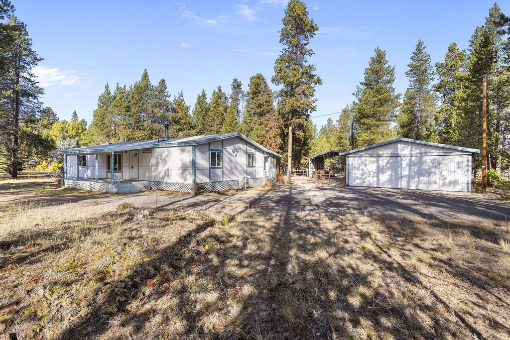 15990 Falcon Lane, La Pine, OR 97739