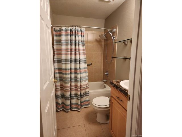 8601 E Dry Creek Rd E 8601-112, Centennial, CO 80112